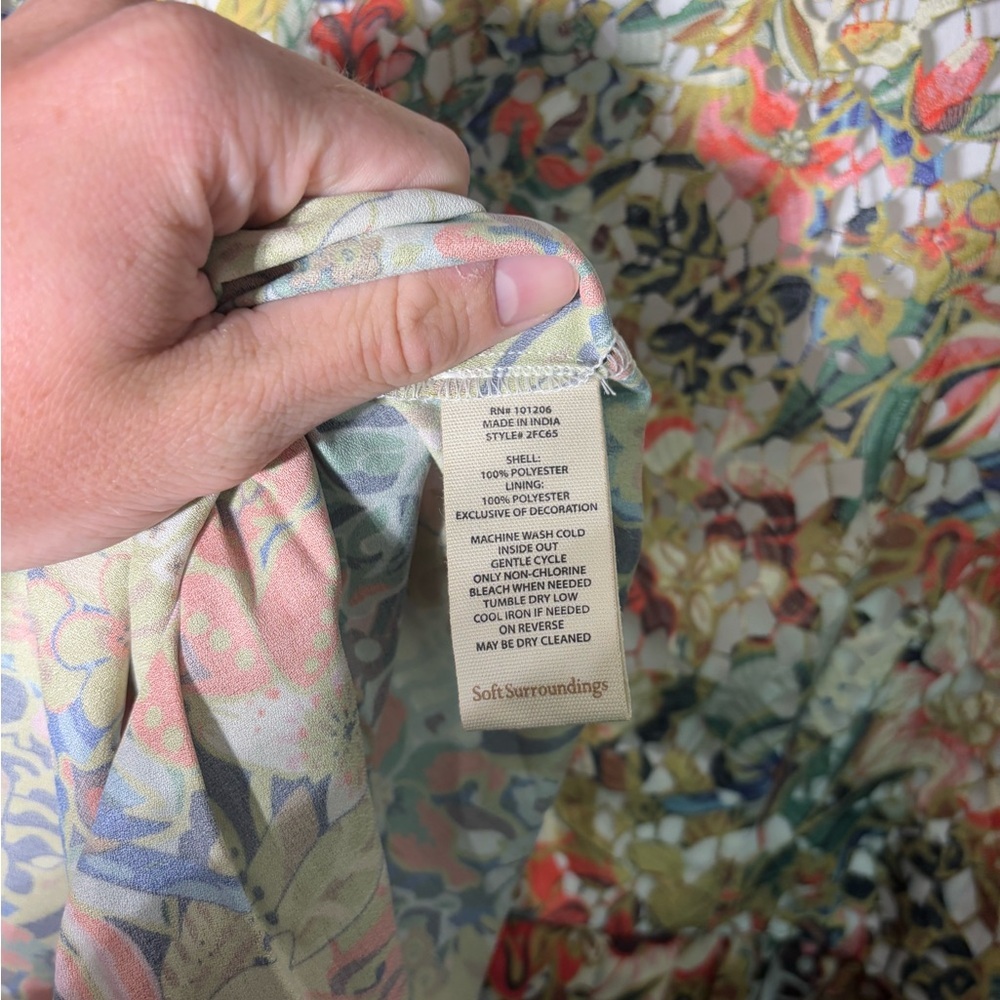 Soft Surroundings Ariege Floral Beaded Embroidered Jacket Size Medium - Picture 6 of 6